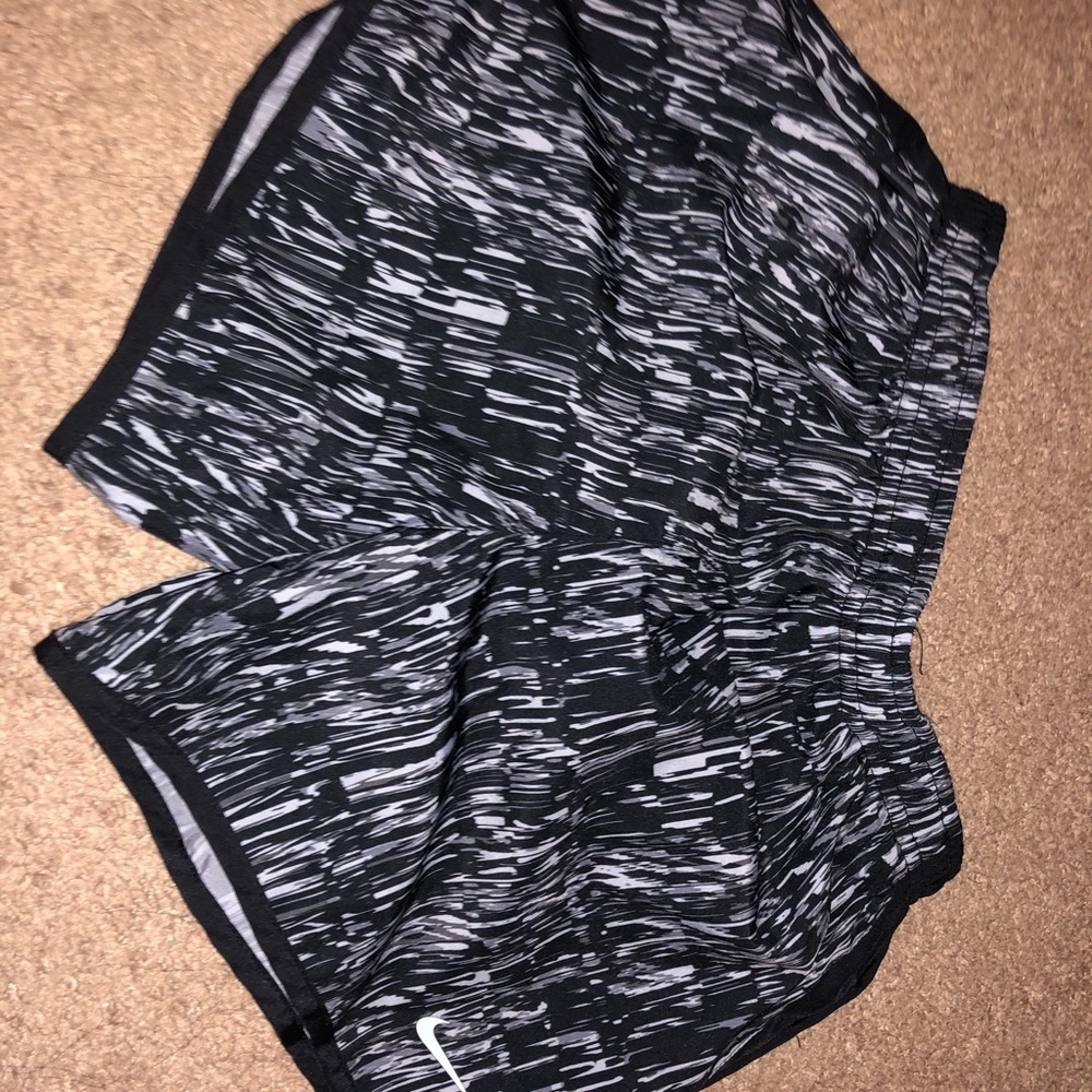 Girls nike shorts